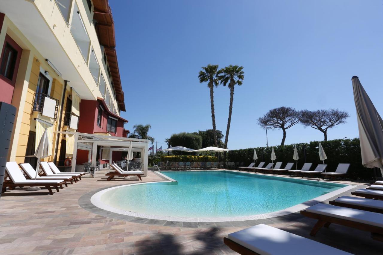 Hotel Agorà Lago Patria Exterior foto