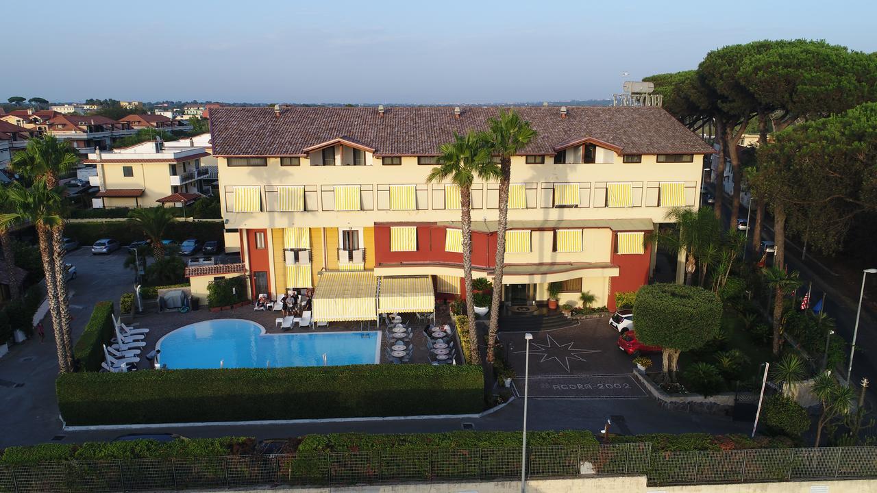 Hotel Agorà Lago Patria Exterior foto